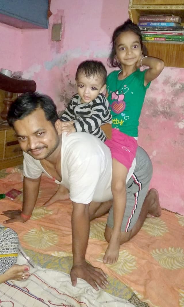Lockdown: Children passing time to elders