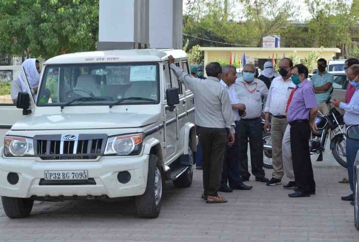 coronavirus in kanpur : Corona infected spit at Kashiram Hospital, staff disregarded