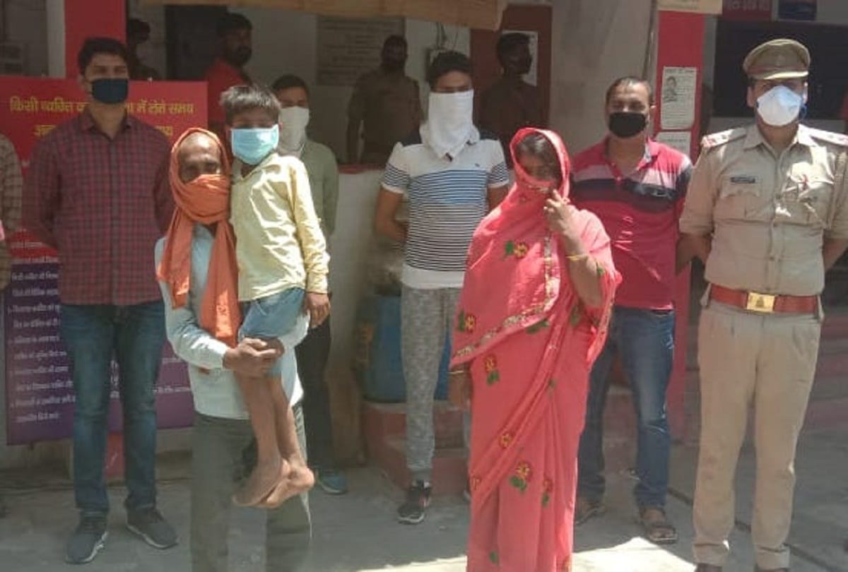 Bike riders kidnap innocent by bike riders in Prayagraj
