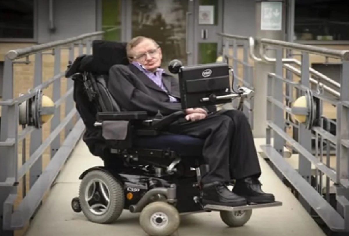 famous scientist Stephen Hawking’s family donates ventilator to help coronavirus patients