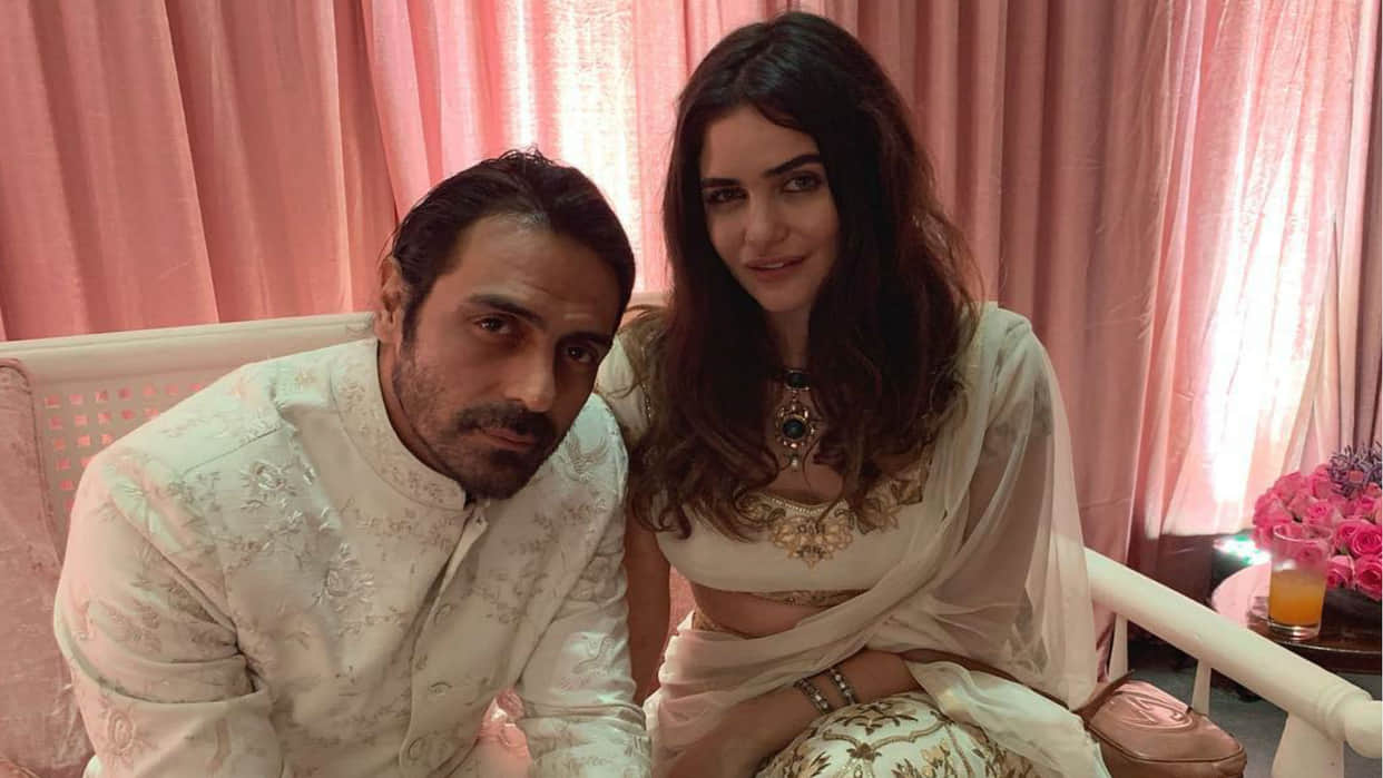 Arjun Rampal girlfriend Gabriella Demetriades reply when a user curious about her lips