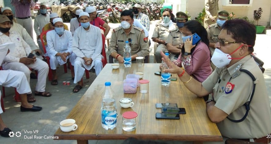 'If you read Namaz and Taraweeh with Jamaat, action will be taken'