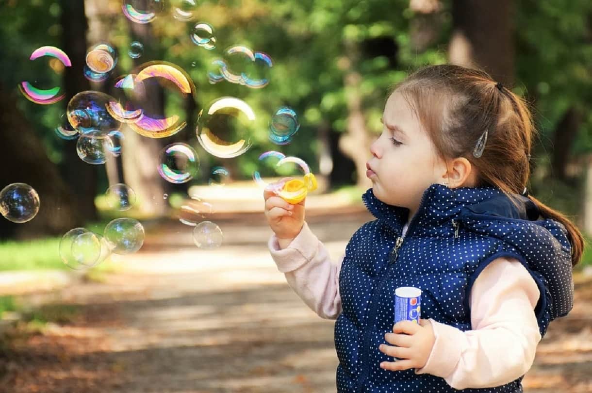 coronavirus lockdown impact on children tips for healthy parenting during covid 19 outbreak