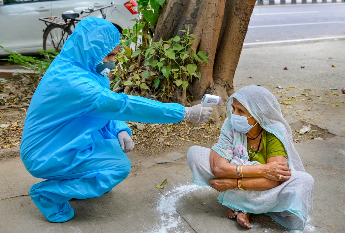 Coronavirus symptoms people may self isolate Health Ministry New guidelines for Home Isolation