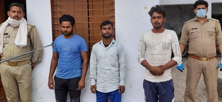 tolen in workshop, shop owner seen cctv futege after call police, crapped