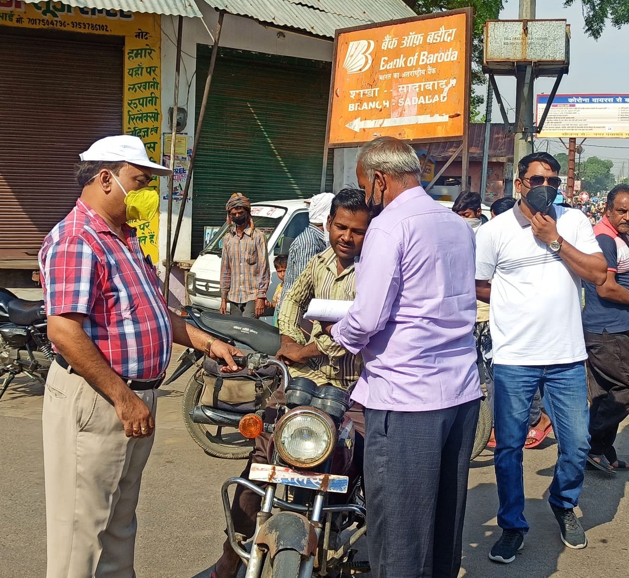 Hathras: Penalty charged to those not wearing masks
