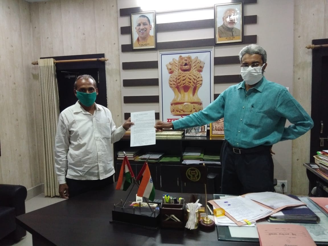 two docter should appointed in distict hospital