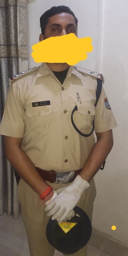 Junkpur police handed over fuzzy officer