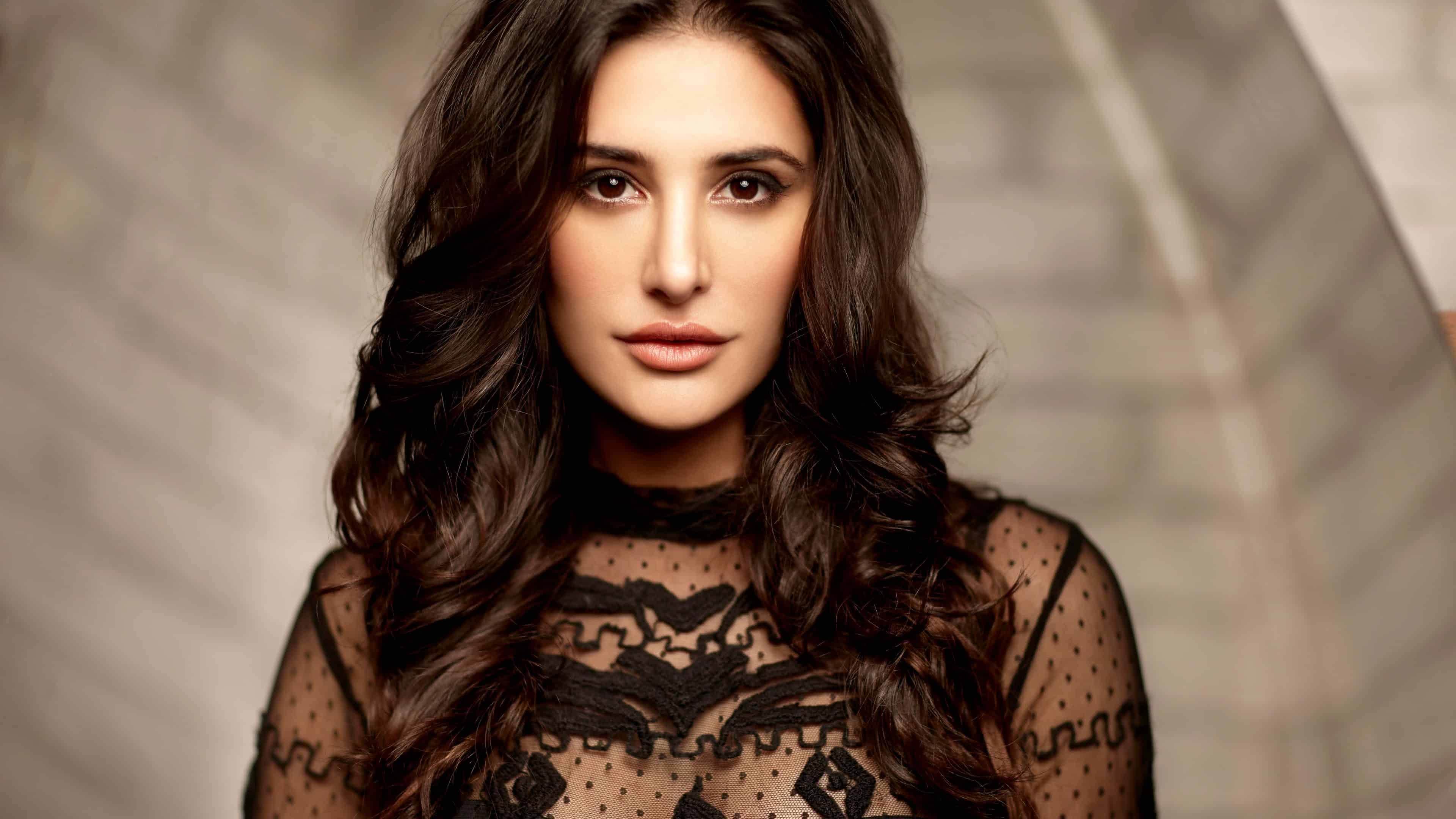 Manoj Bajpayee Manyata Dutt Arjun Rampal Nargis Fakhri Sonu   Nigam Mohanlal and Mouni Roy are from stuck away from home in lockdown