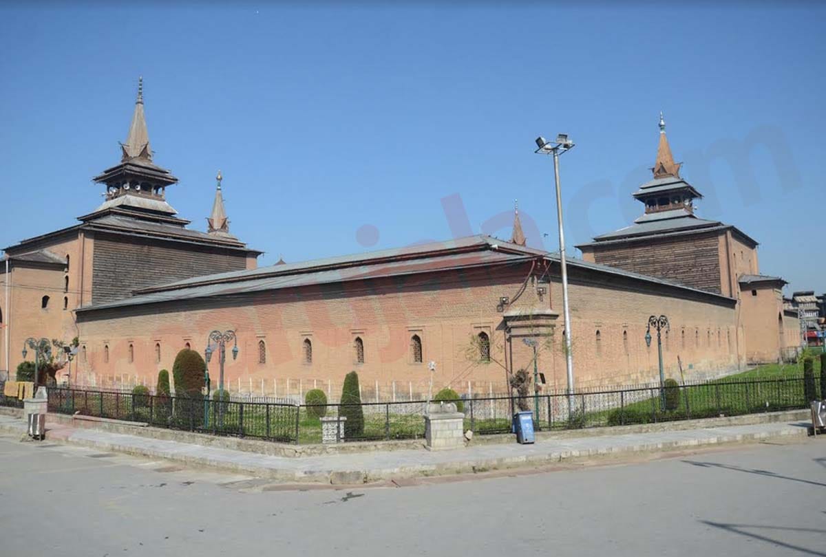 Mosques in Srinagar closed ahead of holy month of Ramdan during lockdown due to Coronavirus