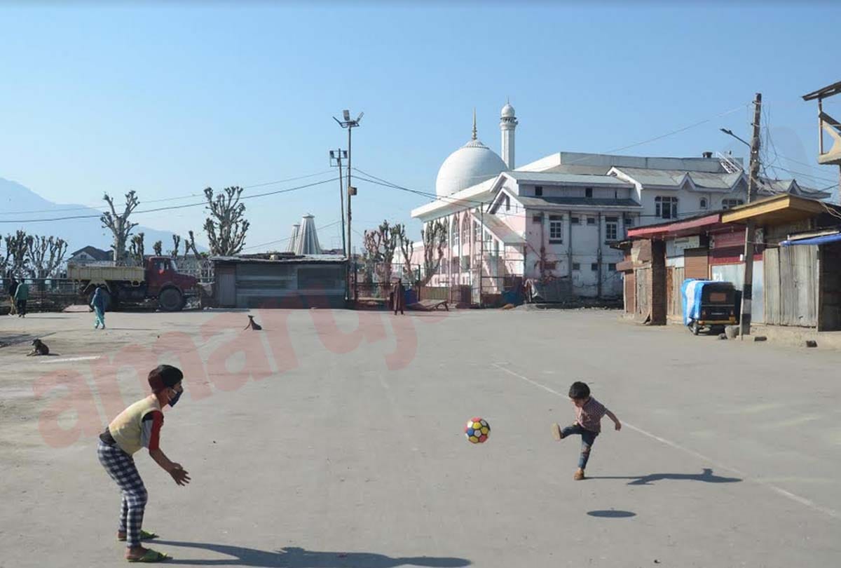 Mosques in Srinagar closed ahead of holy month of Ramdan during lockdown due to Coronavirus