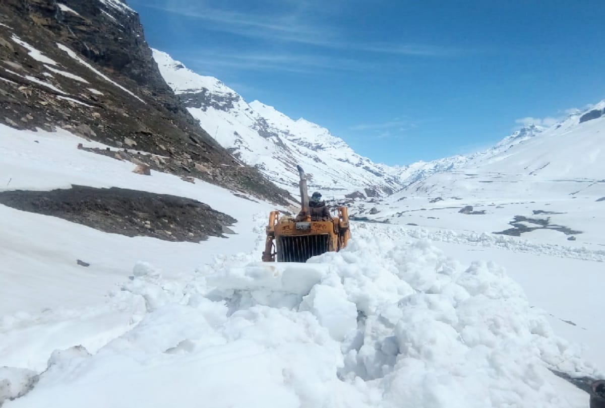 13050 feet high Rohtang Pass can be restored on this day after five months