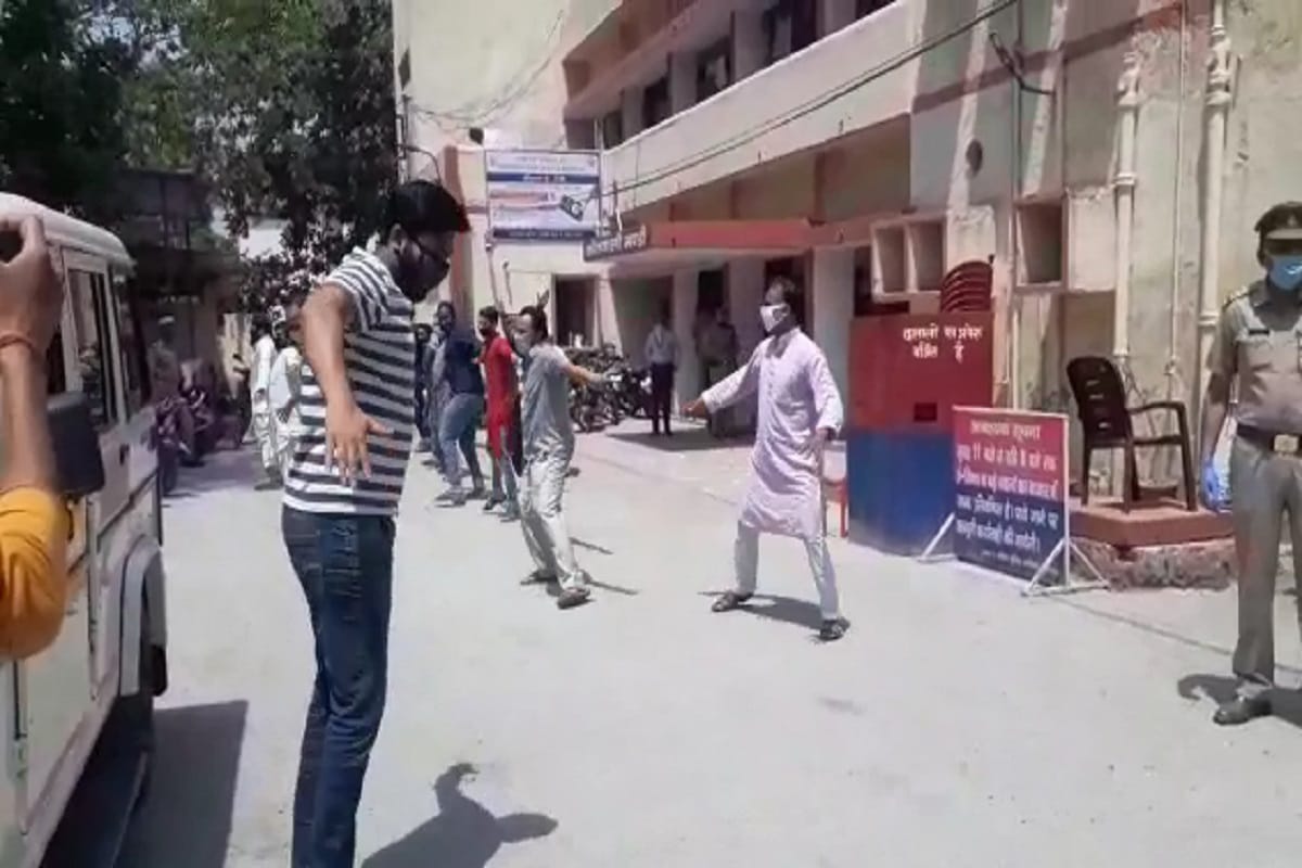 Corona Virus, Police punished 22 people for violating of lockdown in Saharanpur