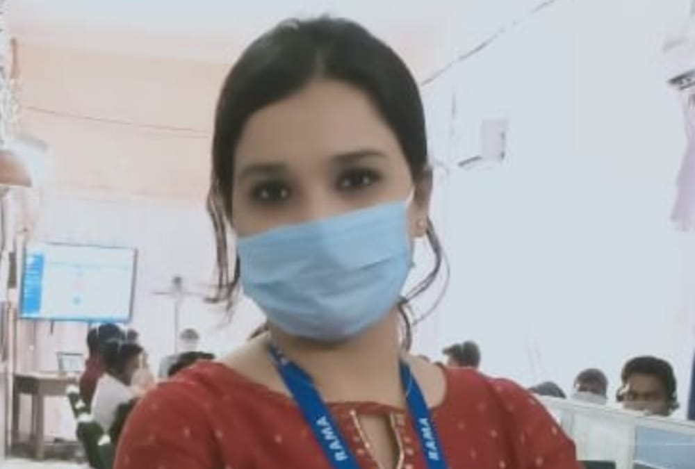 control room employees are performing their duties well during the lockdown In lucknow