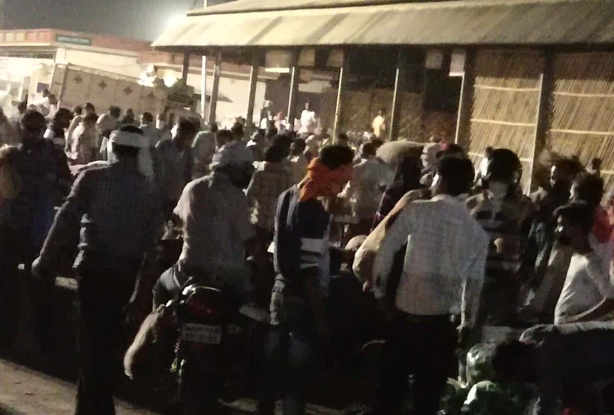 Kanpur Lockdown News in Hindi: Vegetable market at night in kanpur, Coronavirus news