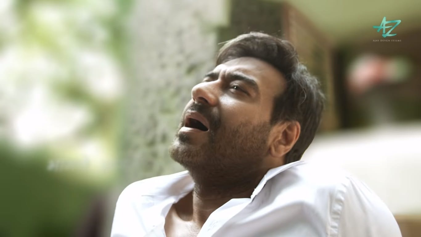 Ajay Devgan beaten by publicly video viral on social media actor spokesperson said actor has not set foot in delhi in 14months