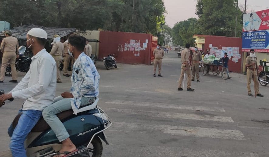 Police drove retail businessmen from market committee