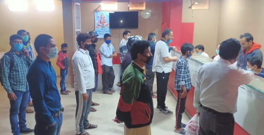 There was confusion about opening of shops in the morning