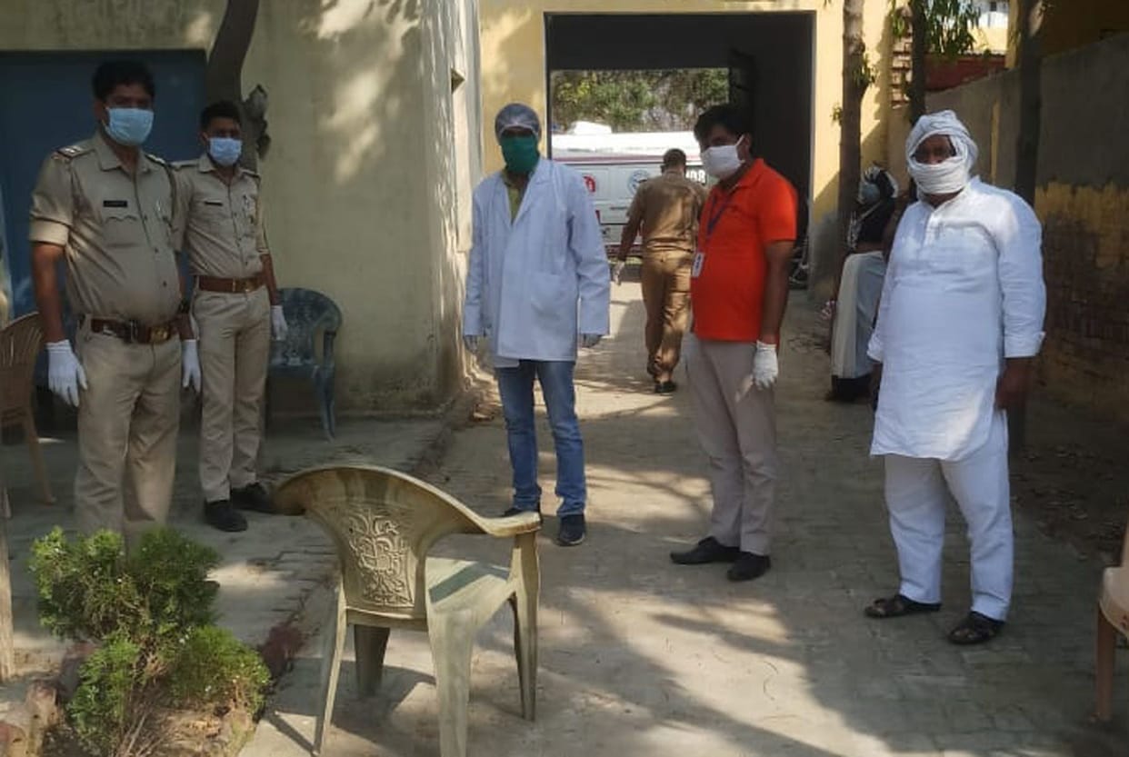 A man ran from Noida quarantine center has found in Tappal.