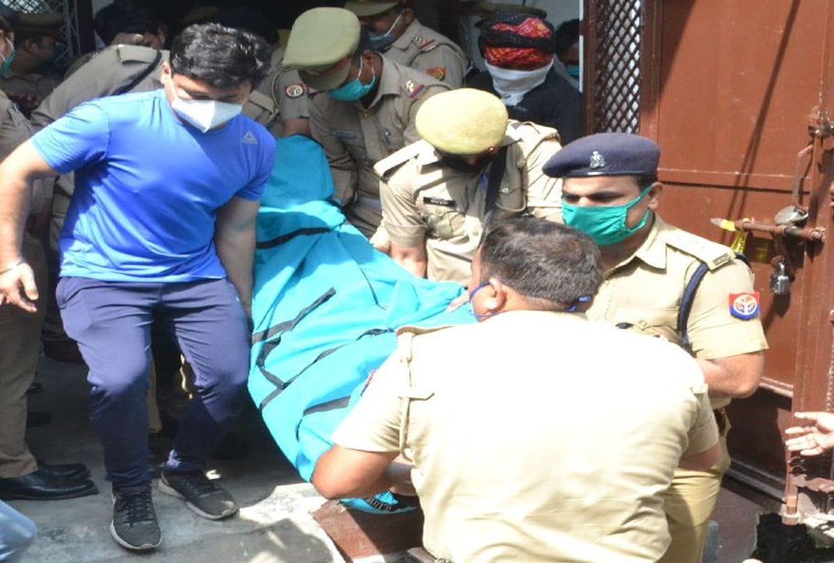 etah murder case police investigating call details of victims