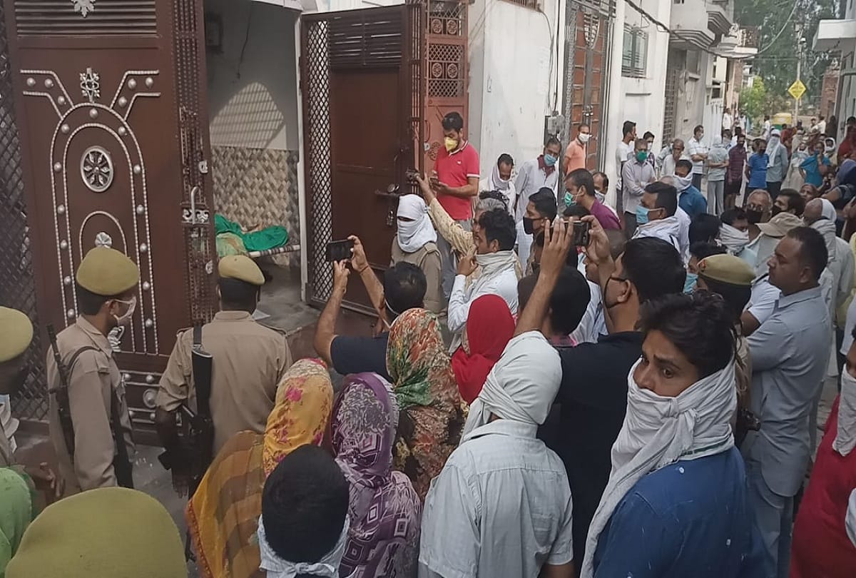 five people killed in Etah of Uttar Pradesh