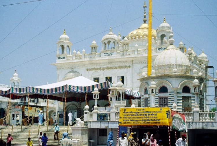 coronavirus, lockdown, curfew, Sikh Pilgrims Returned Back to Punjab from