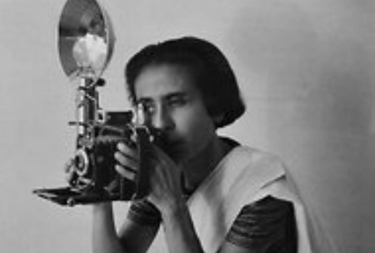 first indian woman photojournalist homi vyarawala