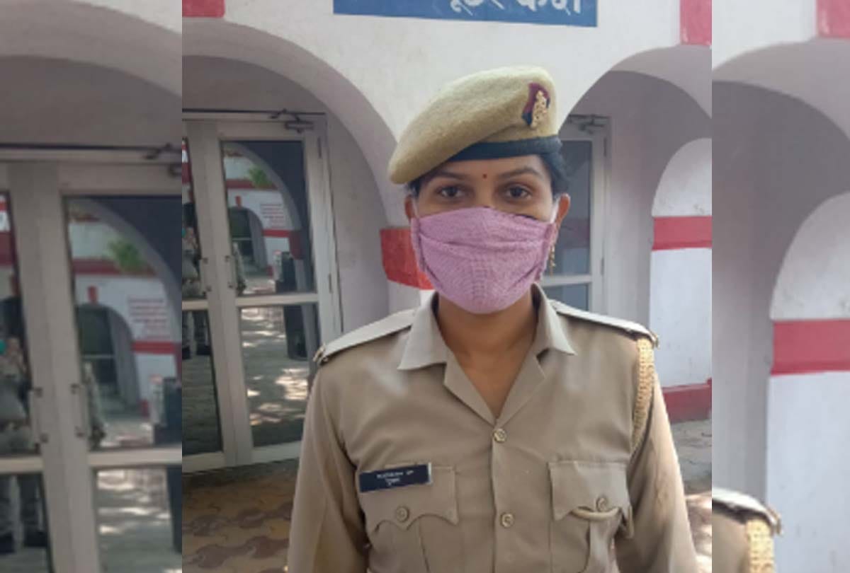 Constable Punam, Mother of four month old son is doing her duty and sick herself even she