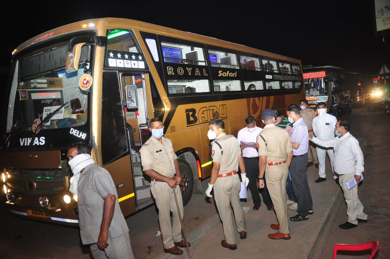 asam student retrn from kota in 17 bus