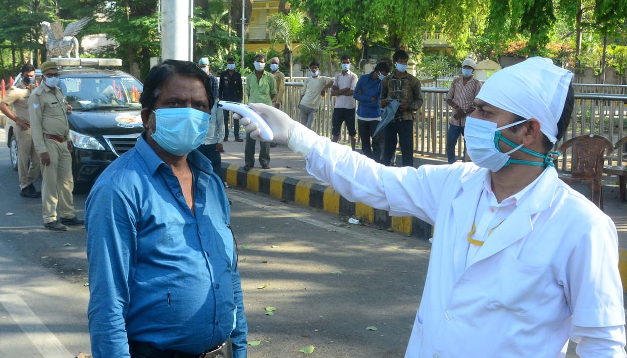 CoronaVirusUpdate: Stunned by the news of three new Corona positive cases coming up in Prayagraj, the investigation was sent on Thursday