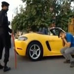 इंदौर में युवक से लगवाई उठक-बैठक