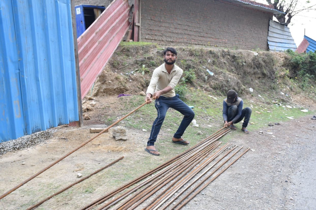 Violation of rules by laborers engaged in construction work