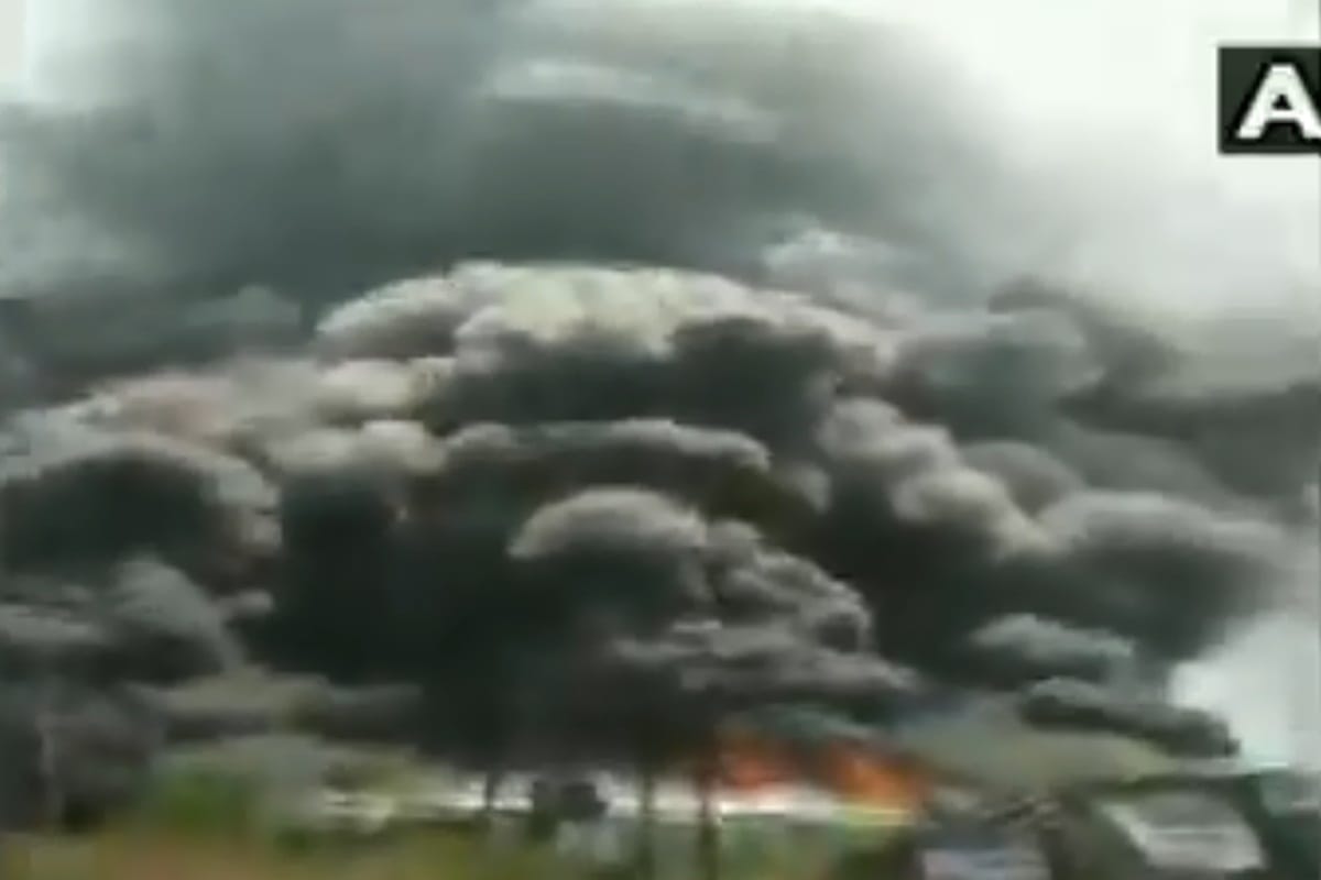 Maharashtra fire breaks out at company in Bhusawal of Jalgaon district,  fire tenders are at spot