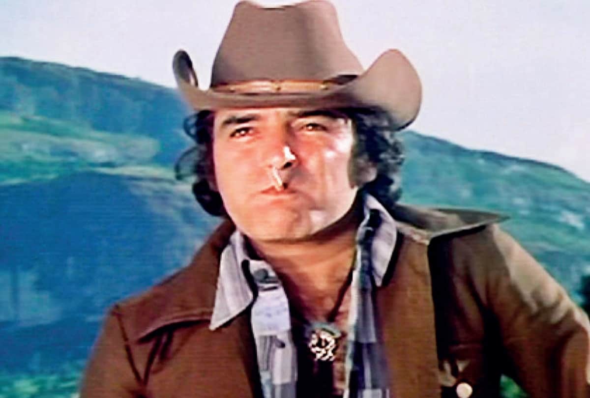 feroz khan Death Anniversary Know about actor bold statement on Muslims in pakistan