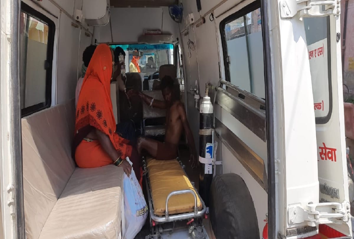 Blast in insect killer machine in sankabirnagar four injured