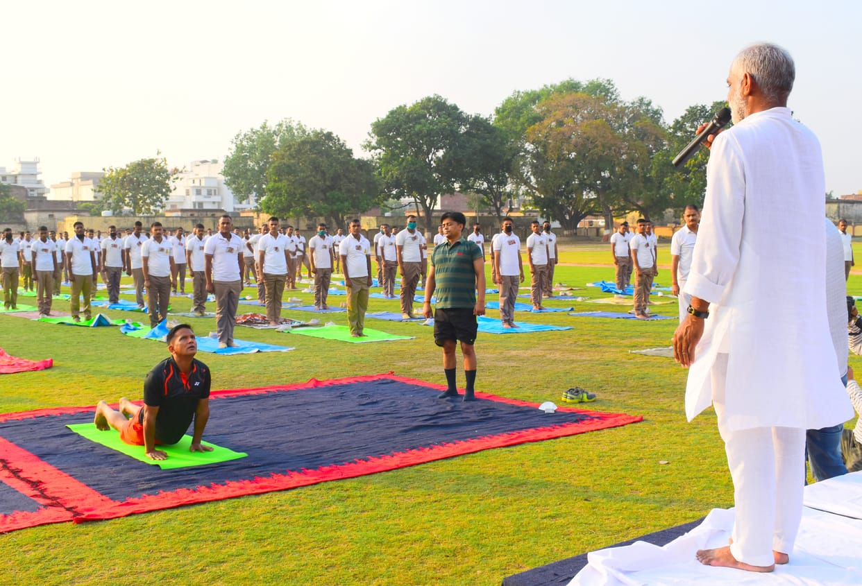 Policemen learned Surya Namaskar