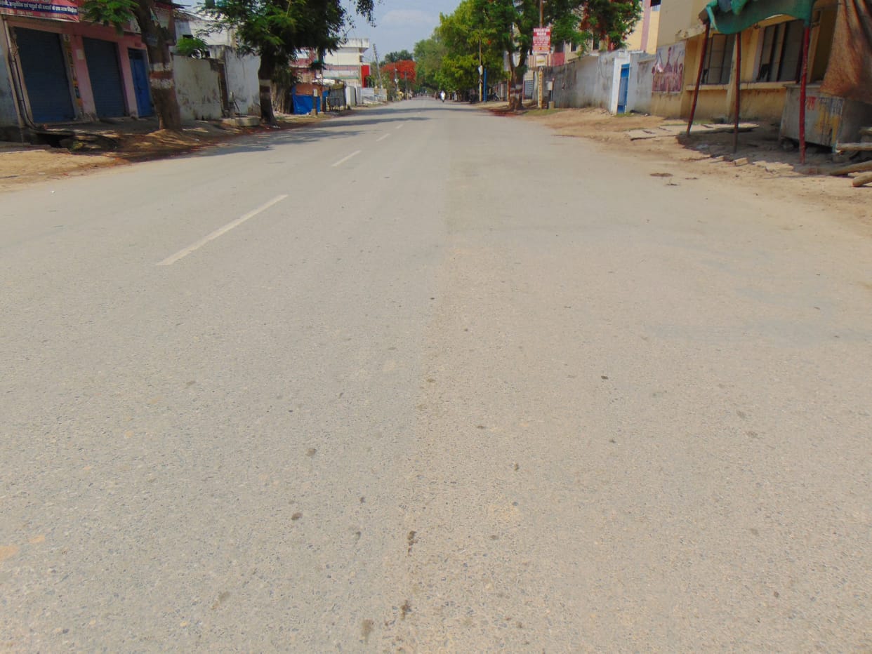 Silence falling due to lockdown in ghazipur
