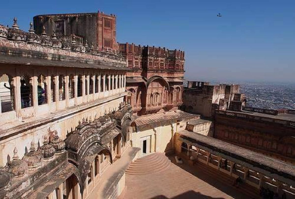 Mystery of Mehrangarh Fort in Jodhpur is one of the largest forts in India
