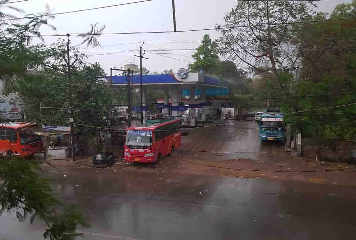 Four killed due to thunderstorm rain in Kanpur area