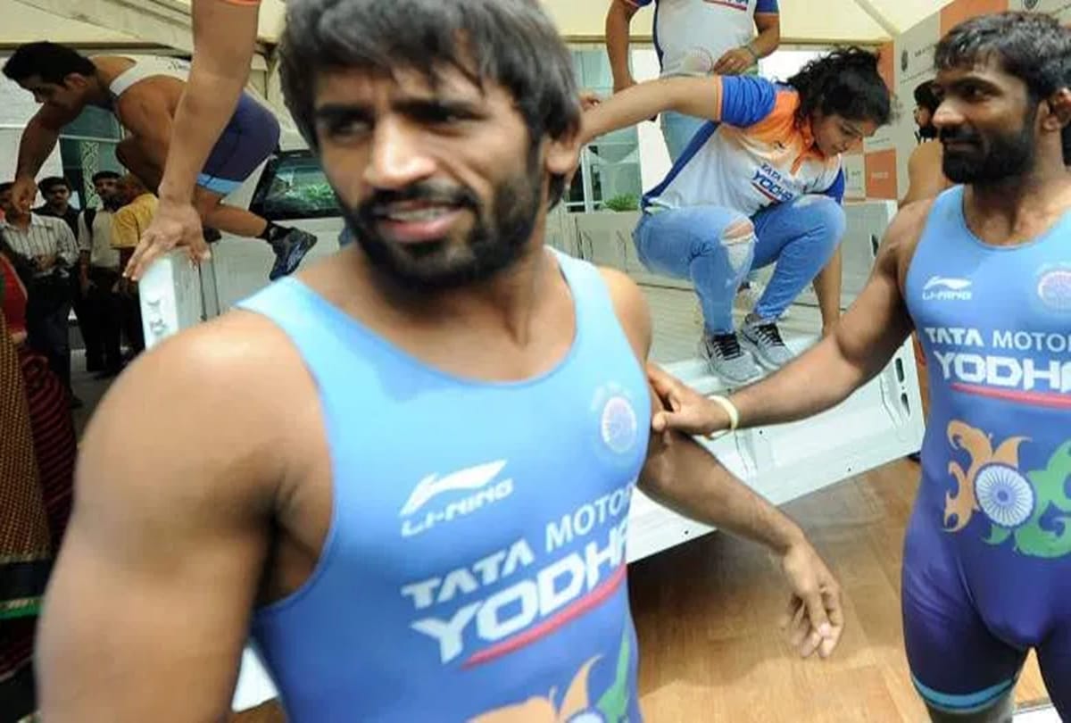 Bajrang Punia dance video goes viral, during fun in Sapna chaudhari hit song