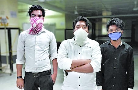 Bareilly arrived on foot from Mumbai, quarantine in hospital