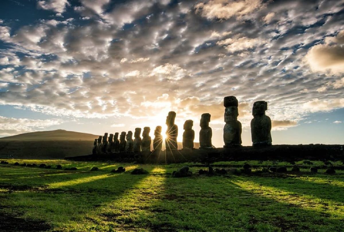Mystery of Easter Island statues Moai by the Rapa Nui people