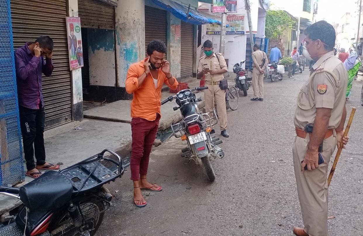 No nearby vehicle will enter the district
