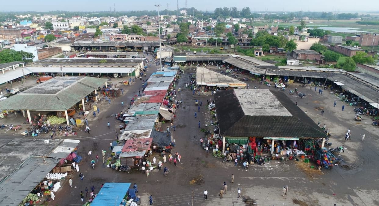 Social distancing followed in RAF market