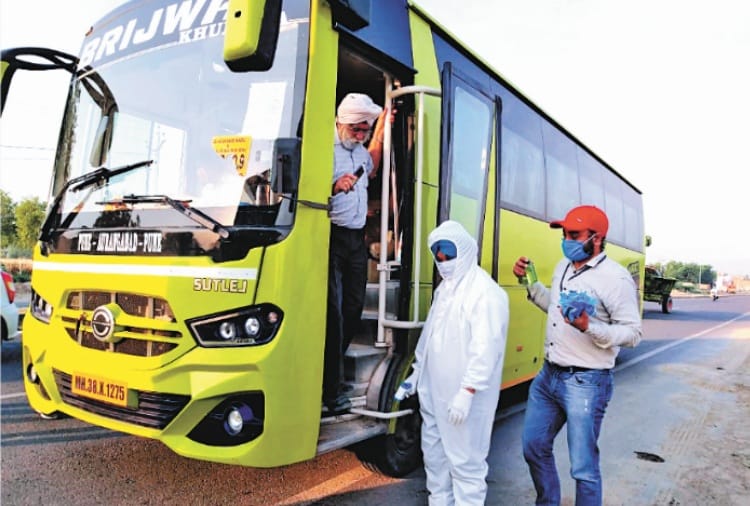 Coronavirus, Lockdown, Curfew, Sikh Pilgrims Returned Back Home from Hazur Sahib Nanded