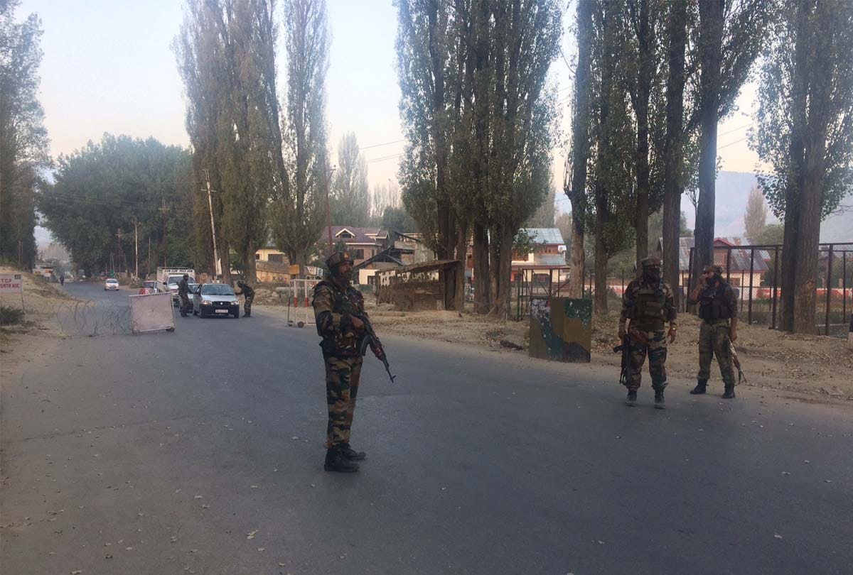 Jammu and Kashmir Two suspects seen in Samba, police and army team is conducting search operation
