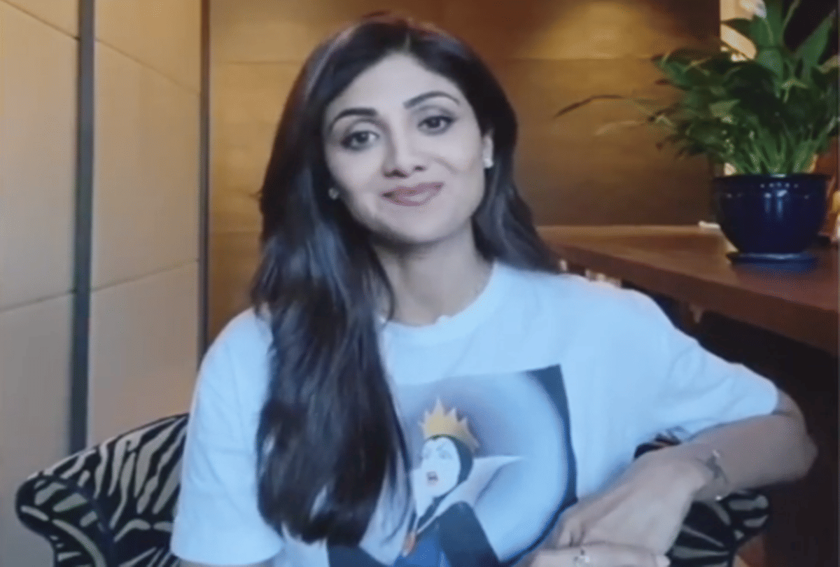 Shilpa Shetty Appeals To Treat Covid 19 Frontline Responders With Respect Stop Spread of Fake News