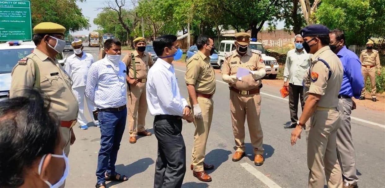 DM and SP visited on agra boarder