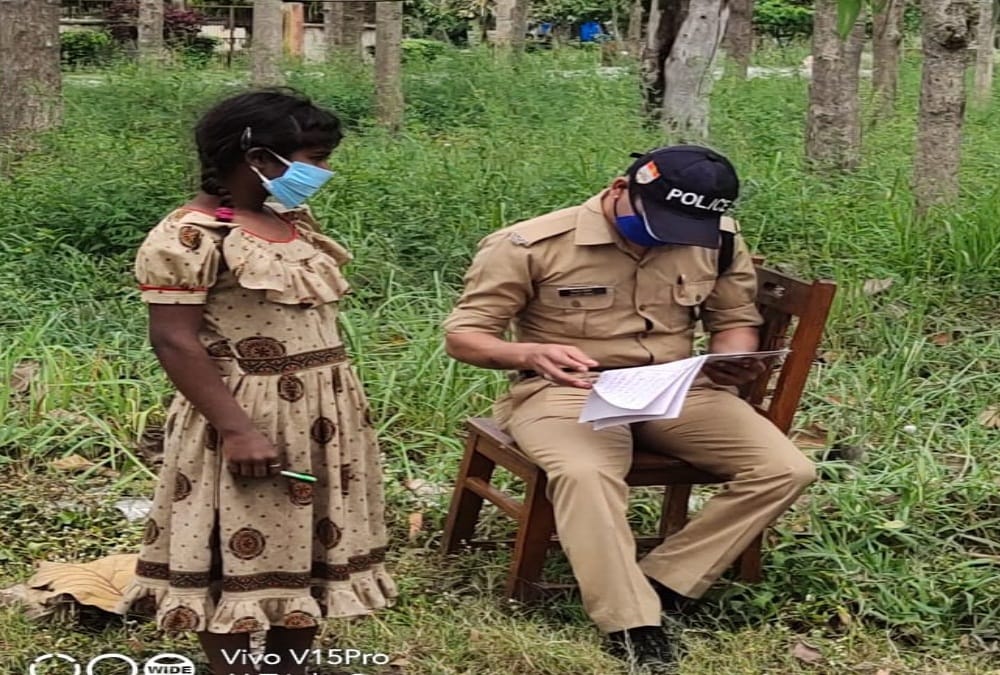 Coronavirus in Uttarakhand: Pac Soldier teaching poor children after duty in quarantine center pantnagar