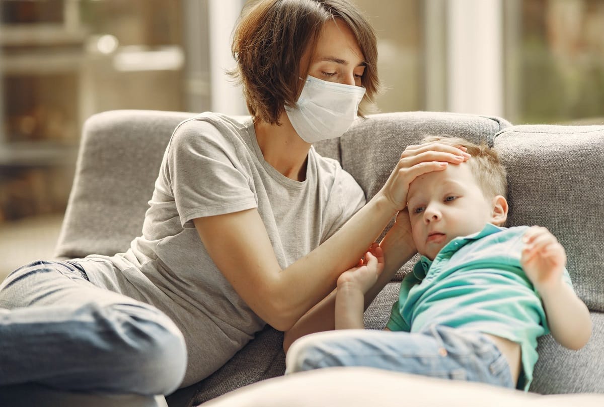 bottle feeding child care disadvantages side effects for babies